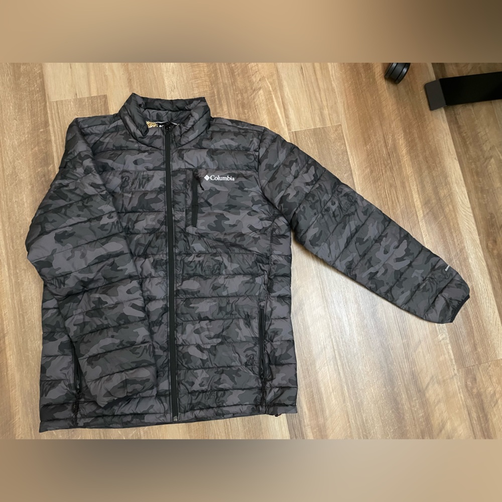 Columbia Sportswear Men's Bubba Wallace Collection Puffer Jacket -
Camo